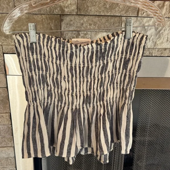 NWT Universal Threads Striped Peplum Tube Top, sz small - Picture 6 of 6